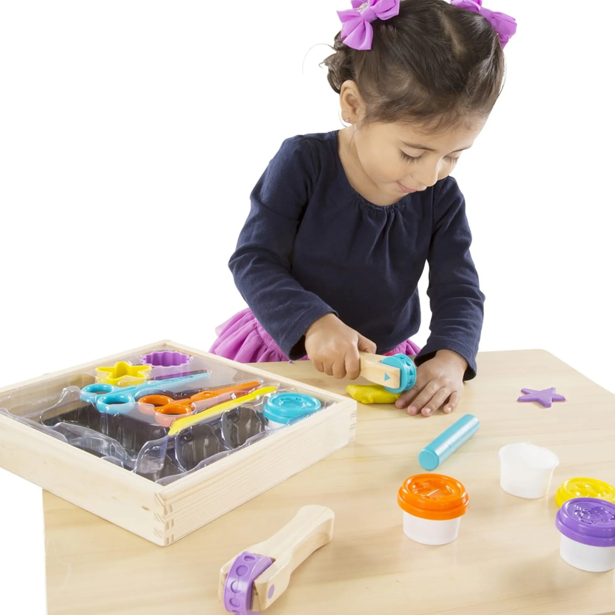 Created by Me! Cut, Sculpt & Roll Modeling Dough Kit