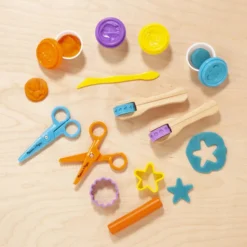 Created by Me! Cut, Sculpt & Roll Modeling Dough Kit