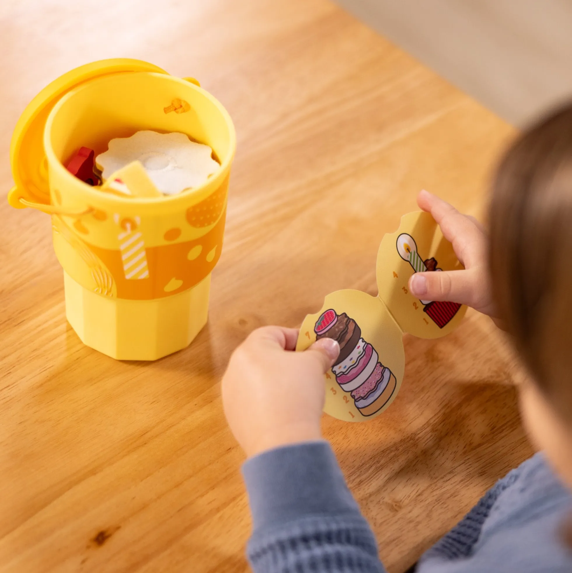 Play to Go Cake & Cookies Play Set