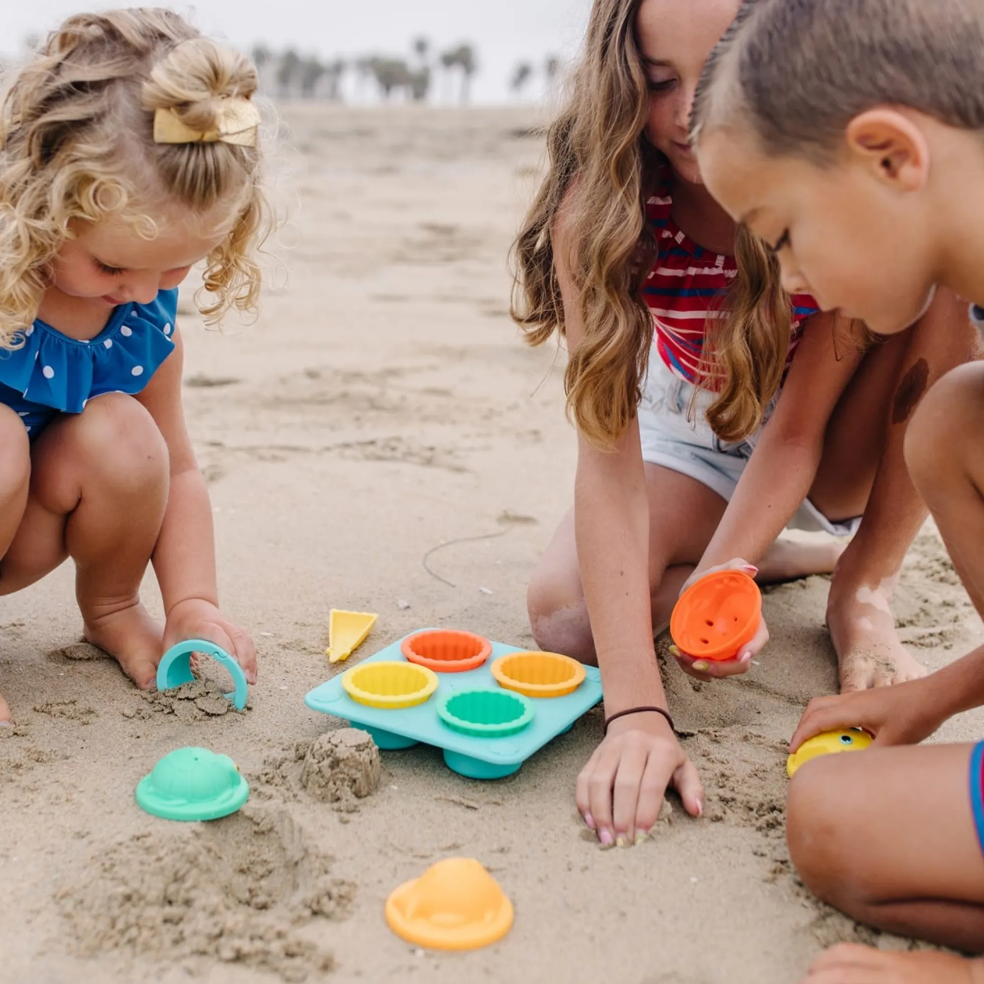 Seaside Sidekicks Sand Cupcake Set